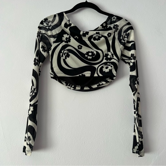 🍉 NWT Storia Ditsy Floral Crop Top Small - Picture 5 of 6